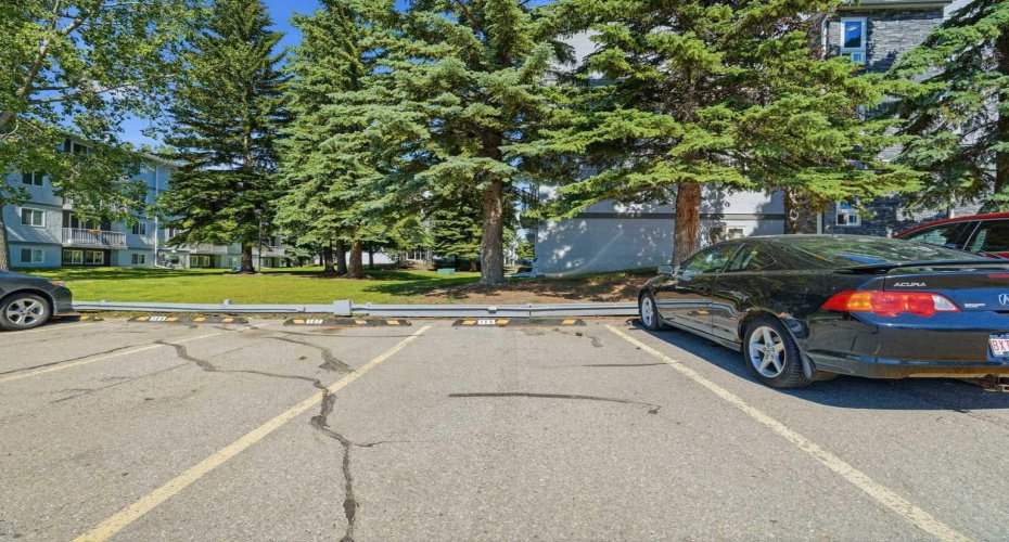 Park stall conveniently located close to the building entrance