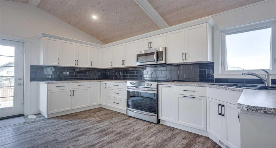 58 Ranchers Close, Lacombe, Alberta T4L 0B2, 2 Bedroom Bedrooms, 0 ,2 BathroomBathrooms,Residential,For Sale,Ranchers,0,A2307733