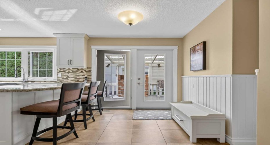 10723 Maplebend Drive, Calgary, Alberta T2J 1X3, 3 Bedroom Bedrooms, 0 ,3 BathroomBathrooms,Residential,For Sale,Maplebend,0,A2325046
