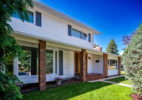 10723 Maplebend Drive, Calgary, Alberta T2J 1X3, 3 Bedroom Bedrooms, 0 ,3 BathroomBathrooms,Residential,For Sale,Maplebend,0,A2325046