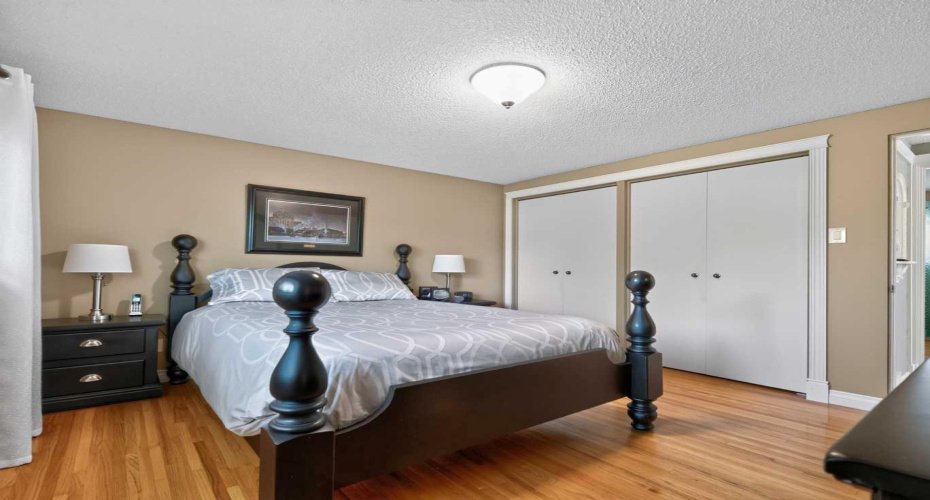 10723 Maplebend Drive, Calgary, Alberta T2J 1X3, 3 Bedroom Bedrooms, 0 ,3 BathroomBathrooms,Residential,For Sale,Maplebend,0,A2325046