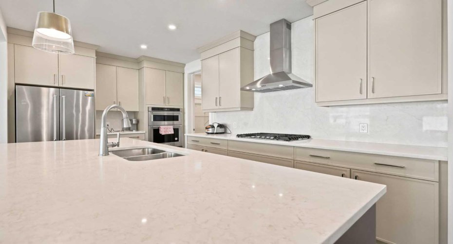 7164 11 Avenue, Calgary, Alberta T3H 3V5, 4 Bedroom Bedrooms, 0 ,4 BathroomBathrooms,Residential,For Sale,11,0,A2326324