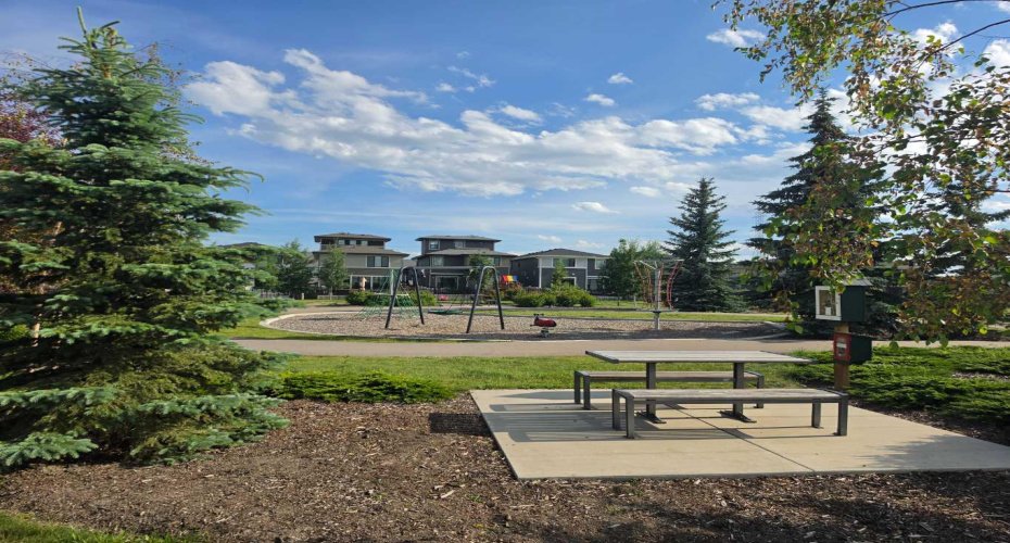 7164 11 Avenue, Calgary, Alberta T3H 3V5, 4 Bedroom Bedrooms, 0 ,4 BathroomBathrooms,Residential,For Sale,11,0,A2326324