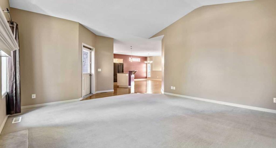 100 Hawkmere Way, Chestermere, Alberta T1X0C7, 3 Bedrooms Bedrooms, ,3 BathroomsBathrooms,Residential,For Sale,Hawkmere,A2326832