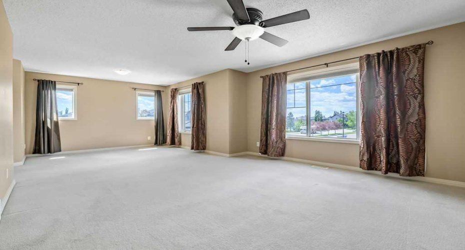 100 Hawkmere Way, Chestermere, Alberta T1X0C7, 3 Bedrooms Bedrooms, ,3 BathroomsBathrooms,Residential,For Sale,Hawkmere,A2326832