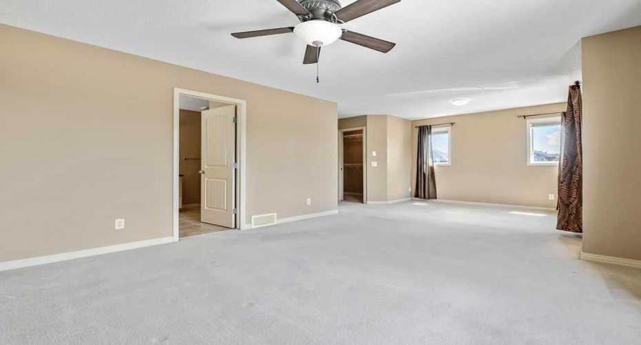 100 Hawkmere Way, Chestermere, Alberta T1X0C7, 3 Bedrooms Bedrooms, ,3 BathroomsBathrooms,Residential,For Sale,Hawkmere,A2326832