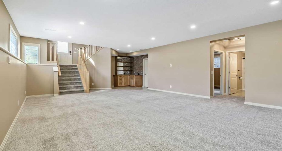 100 Hawkmere Way, Chestermere, Alberta T1X0C7, 3 Bedrooms Bedrooms, ,3 BathroomsBathrooms,Residential,For Sale,Hawkmere,A2326832