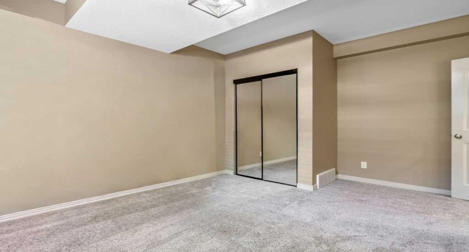 100 Hawkmere Way, Chestermere, Alberta T1X0C7, 3 Bedrooms Bedrooms, ,3 BathroomsBathrooms,Residential,For Sale,Hawkmere,A2326832