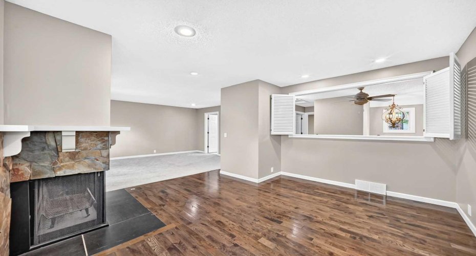 448 Strathcona Drive, Calgary, Alberta T3H 1M3, 3 Bedroom Bedrooms, 0 ,3 BathroomBathrooms,Residential,For Sale,Strathcona,0,A2326849