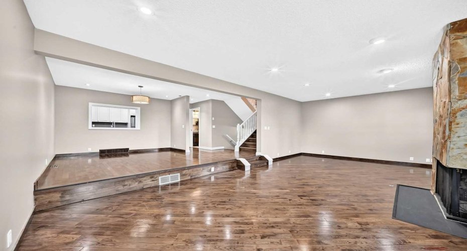 448 Strathcona Drive, Calgary, Alberta T3H 1M3, 3 Bedroom Bedrooms, 0 ,3 BathroomBathrooms,Residential,For Sale,Strathcona,0,A2326849