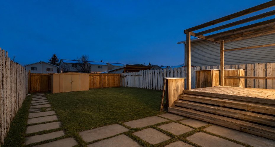 Spacious backyard - upgraded backside fence