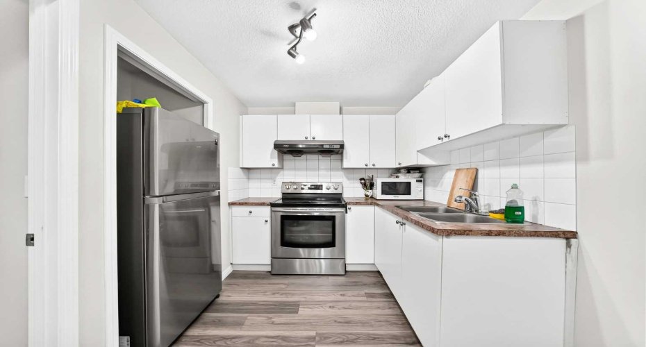24 Taralake Road, Calgary, Alberta T3J 0B1, 6 Bedroom Bedrooms, 0 ,4 BathroomBathrooms,Residential,For Sale,Taralake,0,A2327189