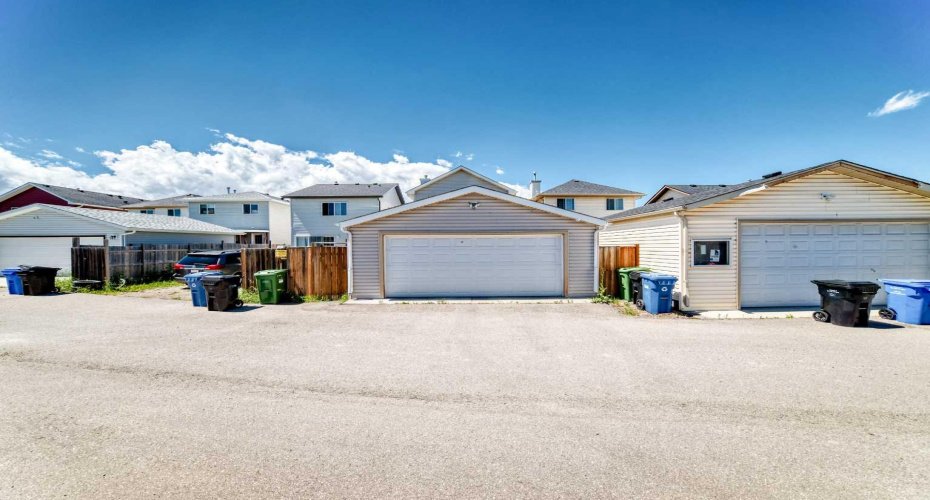 24 Taralake Road, Calgary, Alberta T3J 0B1, 6 Bedroom Bedrooms, 0 ,4 BathroomBathrooms,Residential,For Sale,Taralake,0,A2327189