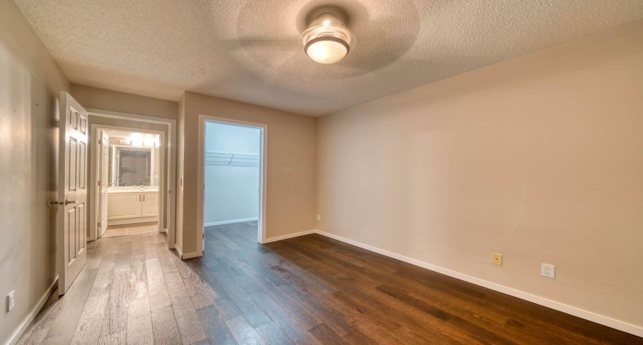 290 Shawville Way, Calgary, Alberta T2Y 3Z9, 2 Bedroom Bedrooms, 0 ,2 BathroomBathrooms,Residential,For Sale,Shawville,0,A2327193