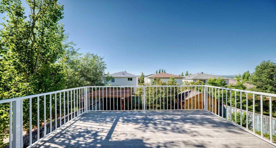 65 Tuscarora Place, Calgary, Alberta T3L2G1, 3 Bedroom Bedrooms, 0 ,4 BathroomBathrooms,Residential,For Sale,Tuscarora,0,A2327196