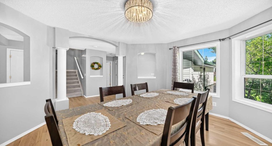 65 Tuscarora Place, Calgary, Alberta T3L2G1, 3 Bedroom Bedrooms, 0 ,4 BathroomBathrooms,Residential,For Sale,Tuscarora,0,A2327196