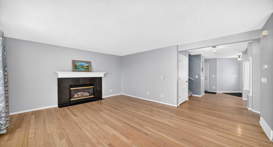 65 Tuscarora Place, Calgary, Alberta T3L2G1, 3 Bedroom Bedrooms, 0 ,4 BathroomBathrooms,Residential,For Sale,Tuscarora,0,A2327196