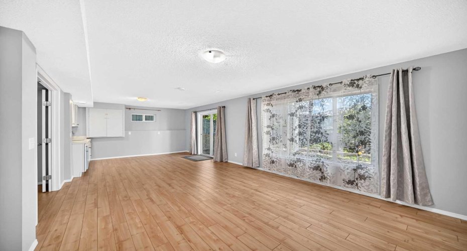 65 Tuscarora Place, Calgary, Alberta T3L2G1, 3 Bedroom Bedrooms, 0 ,4 BathroomBathrooms,Residential,For Sale,Tuscarora,0,A2327196