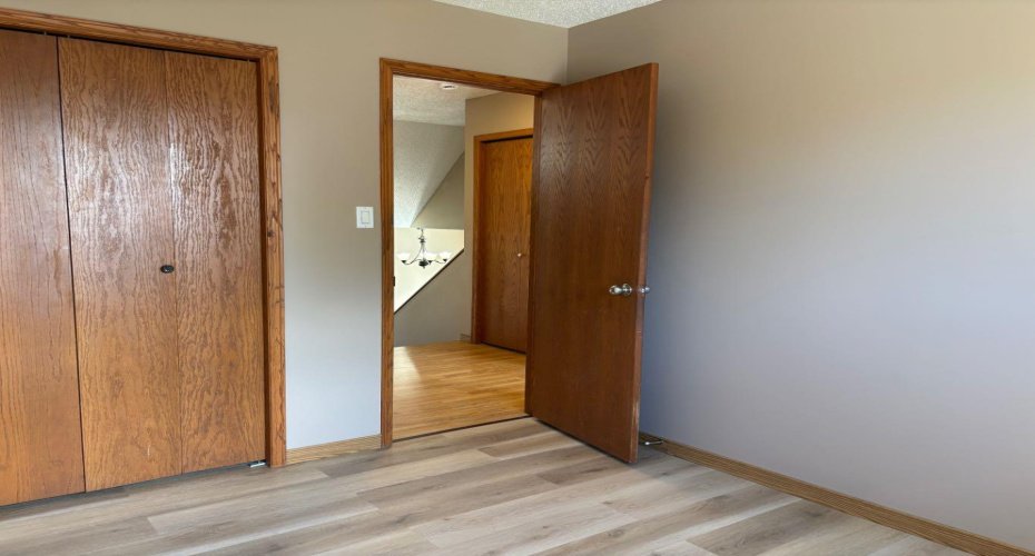 room 2 closet