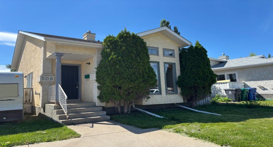 506 columbia Boulevard, Lethbridge, Alberta t1k 6t2, 5 Bedroom Bedrooms, 0 ,2 BathroomBathrooms,Residential,For Sale,columbia,0,A2294818