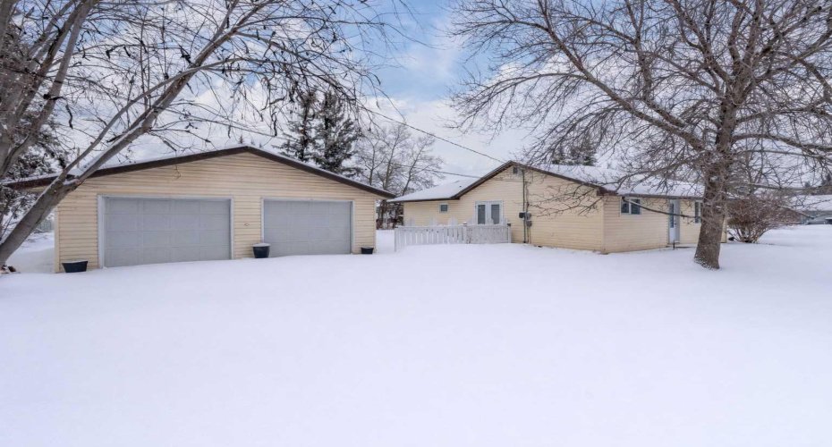 1st Street West, Lashburn, Saskatchewan S0M 1H0, 4 Bedroom Bedrooms, 0 ,2 BathroomBathrooms,Residential,For Sale,West,0,A2297576