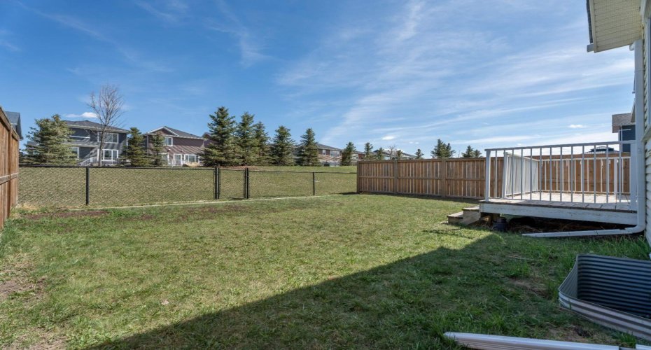 30 Redstone Parade, Calgary, Alberta T3N 0J7, 3 Bedroom Bedrooms, 0 ,3 BathroomBathrooms,Residential,For Sale,Redstone,0,A2308957