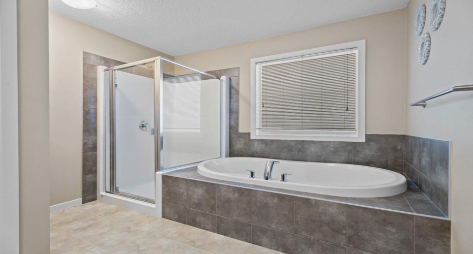 30 Redstone Parade, Calgary, Alberta T3N 0J7, 3 Bedroom Bedrooms, 0 ,3 BathroomBathrooms,Residential,For Sale,Redstone,0,A2308957