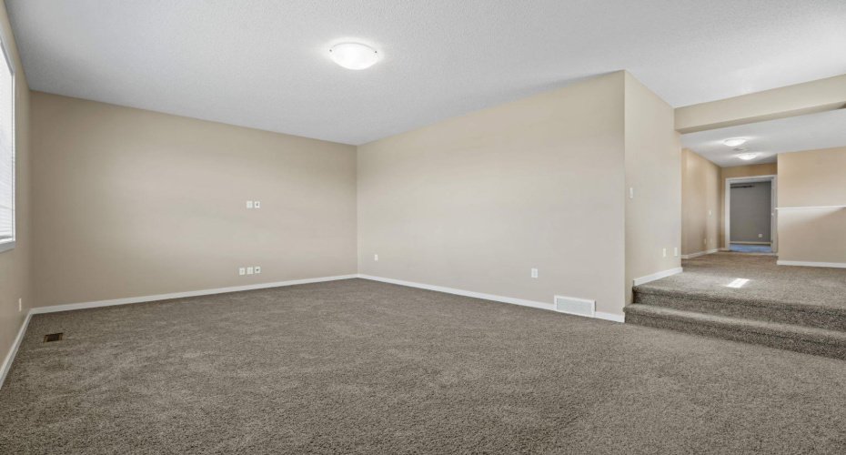 30 Redstone Parade, Calgary, Alberta T3N 0J7, 3 Bedroom Bedrooms, 0 ,3 BathroomBathrooms,Residential,For Sale,Redstone,0,A2308957