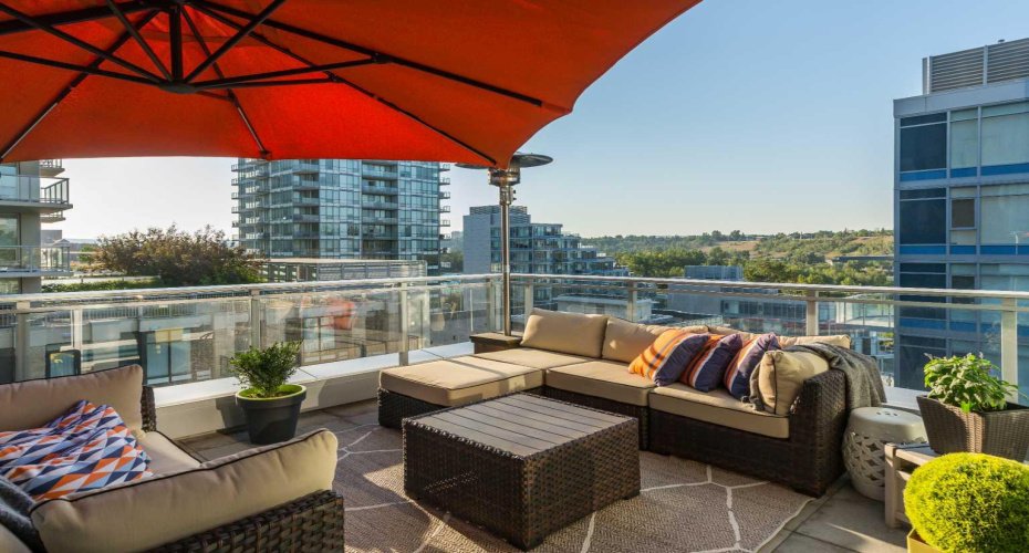 108 Waterfront Court, Calgary, Alberta T2P 1K7, 2 Bedroom Bedrooms, 0 ,2 BathroomBathrooms,Residential,For Sale,Waterfront,0,A2310001