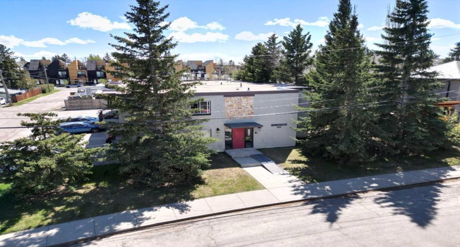 1639 Acton Avenue, Calgary, Alberta T2T 2R1, 0 , 0 ,0,Commercial,For Sale,Acton,0,A2310217