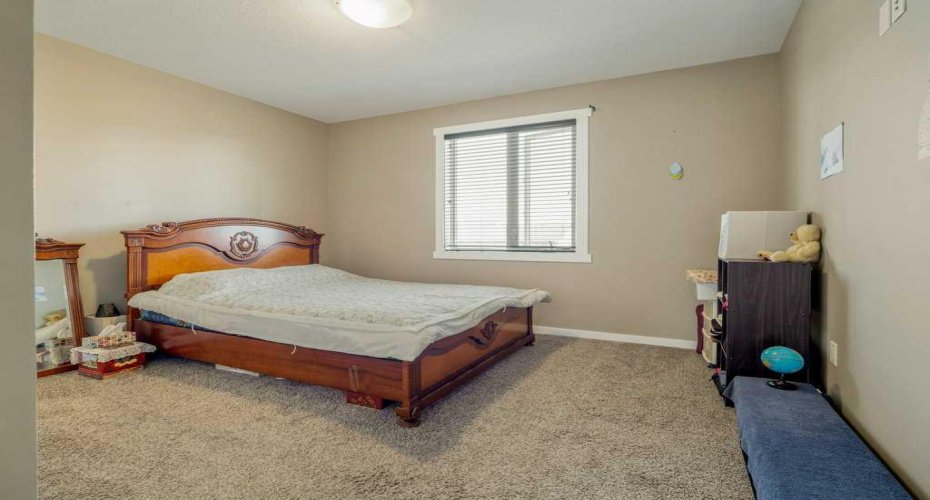 757 28 Street, Fort Macleod, Alberta T0L0Z0, 4 Bedroom Bedrooms, 0 ,3 BathroomBathrooms,Residential,For Sale,28,0,A2315404