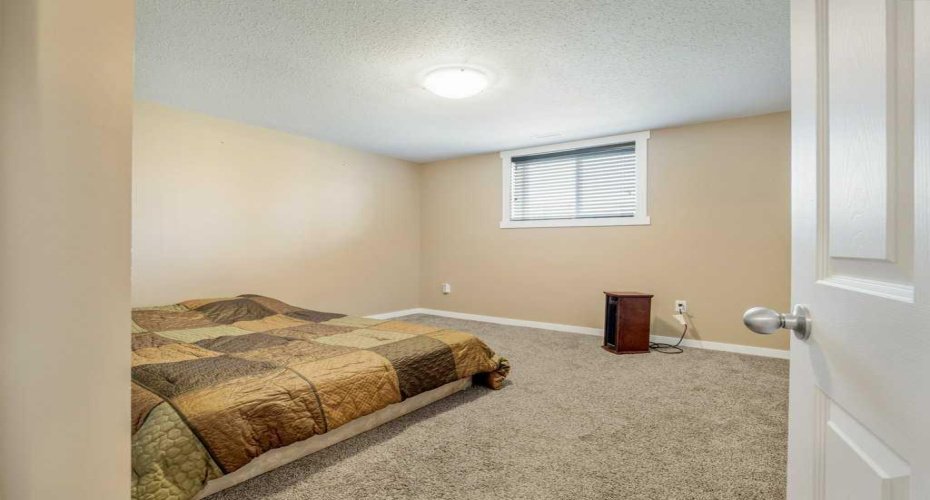 757 28 Street, Fort Macleod, Alberta T0L0Z0, 4 Bedroom Bedrooms, 0 ,3 BathroomBathrooms,Residential,For Sale,28,0,A2315404