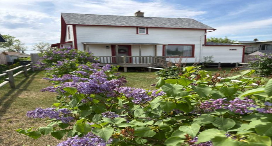 5129 48 Avenue, Ponoka, Alberta T4J 1J2, 3 Bedroom Bedrooms, 0 ,2 BathroomBathrooms,Residential,For Sale,48,0,A2315519