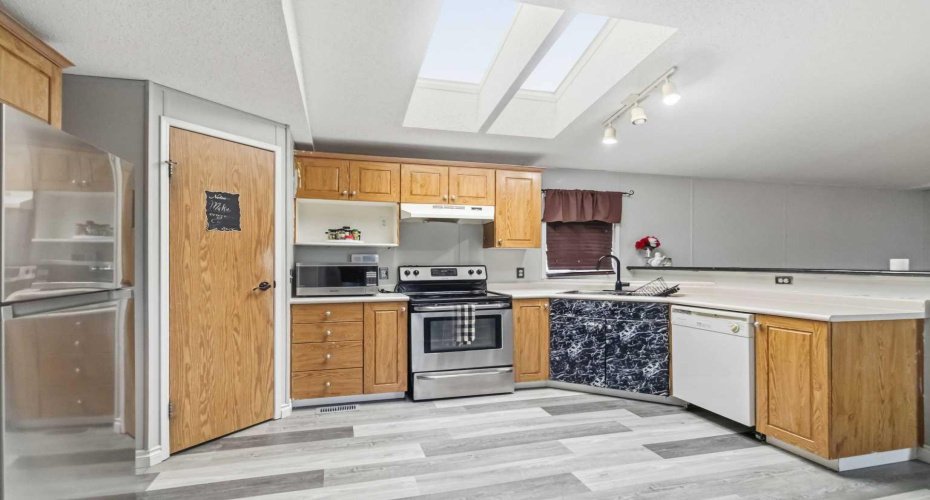 269 MCKINLAY Crescent, Fort McMurray, Alberta T9K2M9, 3 Bedroom Bedrooms, 0 ,2 BathroomBathrooms,Residential,For Sale,MCKINLAY,0,A2316879
