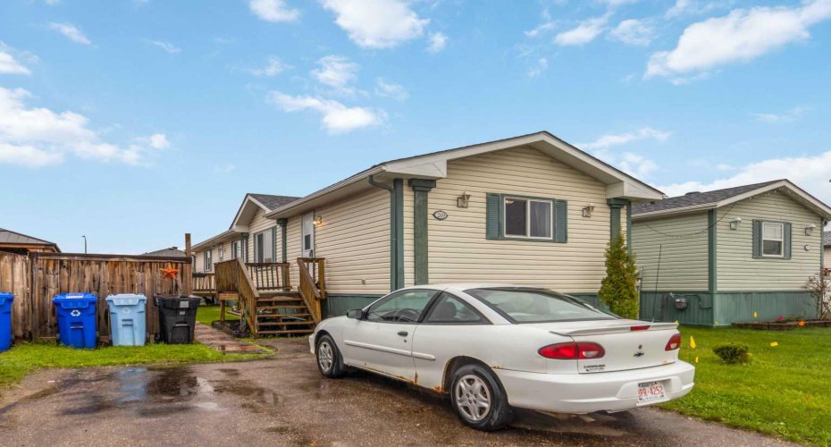 269 MCKINLAY Crescent, Fort McMurray, Alberta T9K2M9, 3 Bedroom Bedrooms, 0 ,2 BathroomBathrooms,Residential,For Sale,MCKINLAY,0,A2316879