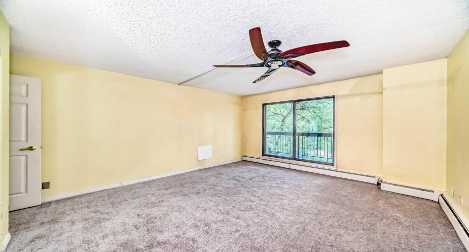 659 4 Avenue, Calgary, Alberta T2E 0J9, 2 Bedroom Bedrooms, 0 ,1 BathroomBathrooms,Residential,For Sale,4,0,A2318078