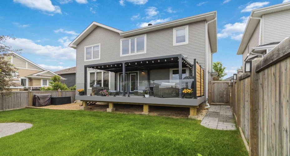 100 Dakin Drive, Fort McMurray, Alberta T9K 0Y5, 5 Bedroom Bedrooms, 0 ,4 BathroomBathrooms,Residential,For Sale,Dakin,0,A2326977