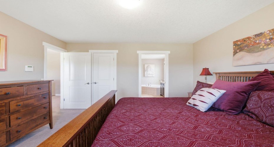 209 Jumping Pound Terrace, Cochrane, Alberta T4C 0K5, 4 Bedrooms Bedrooms, ,4 BathroomsBathrooms,Residential,For Sale,Jumping Pound,A2326986