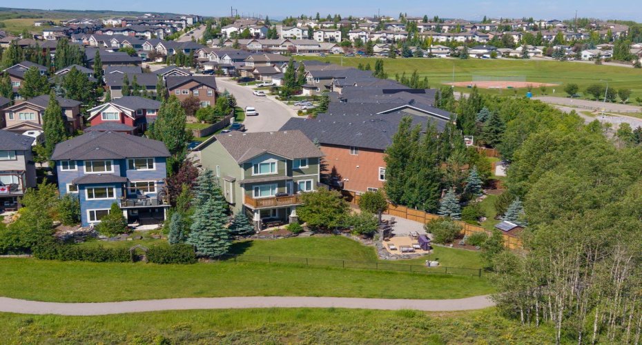 209 Jumping Pound Terrace, Cochrane, Alberta T4C 0K5, 4 Bedrooms Bedrooms, ,4 BathroomsBathrooms,Residential,For Sale,Jumping Pound,A2326986