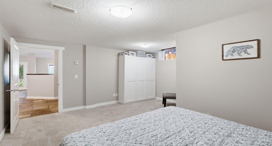 209 Jumping Pound Terrace, Cochrane, Alberta T4C 0K5, 4 Bedrooms Bedrooms, ,4 BathroomsBathrooms,Residential,For Sale,Jumping Pound,A2326986