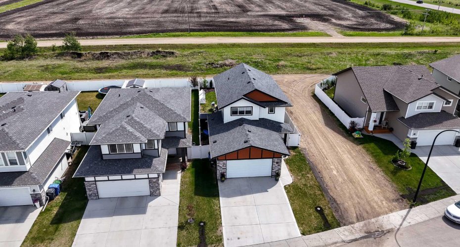 37 Toal Close, Red Deer, Alberta T4P 0W6, 3 Bedroom Bedrooms, 0 ,3 BathroomBathrooms,Residential,For Sale,Toal,0,A2327010