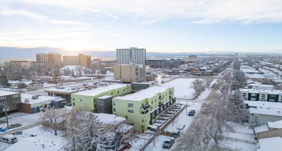 1740 9 Street, Calgary, Alberta T2M 4Z5, 1 Bedroom Bedrooms, 0 ,1 BathroomBathrooms,Residential,For Sale,9,0,A2327014