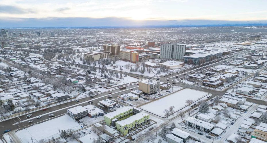 1740 9 Street, Calgary, Alberta T2M 4Z5, 1 Bedroom Bedrooms, 0 ,1 BathroomBathrooms,Residential,For Sale,9,0,A2327014