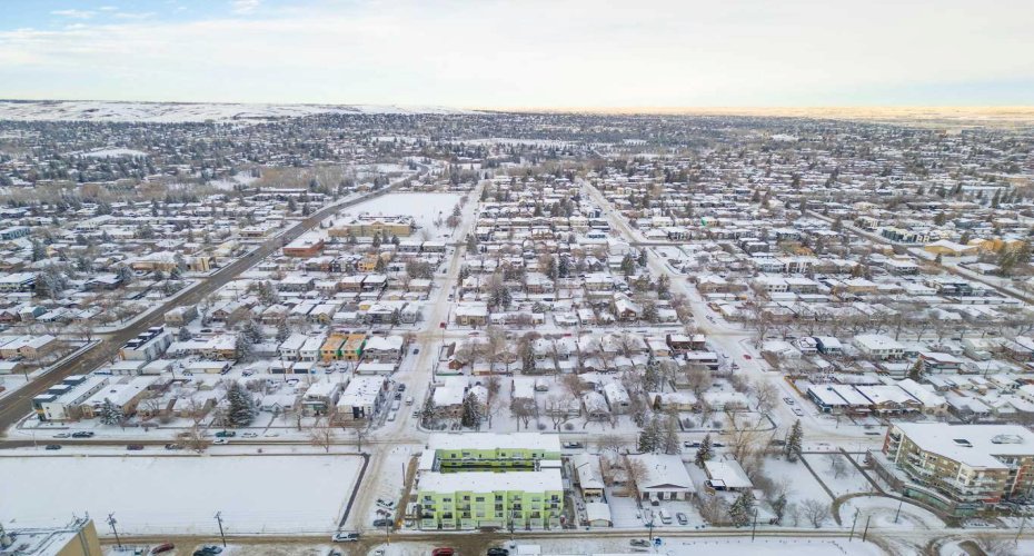 1740 9 Street, Calgary, Alberta T2M 4Z5, 1 Bedroom Bedrooms, 0 ,1 BathroomBathrooms,Residential,For Sale,9,0,A2327014
