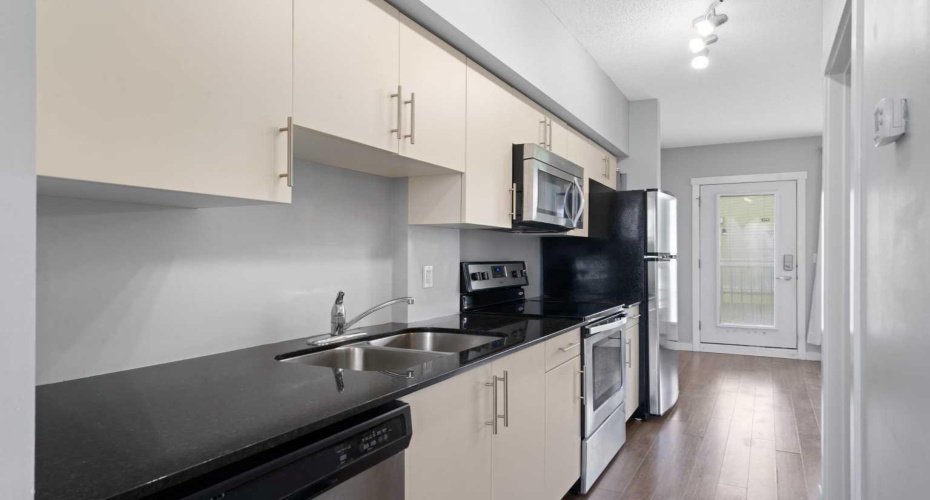 1740 9 Street, Calgary, Alberta T2M 4Z5, 1 Bedroom Bedrooms, 0 ,1 BathroomBathrooms,Residential,For Sale,9,0,A2327014