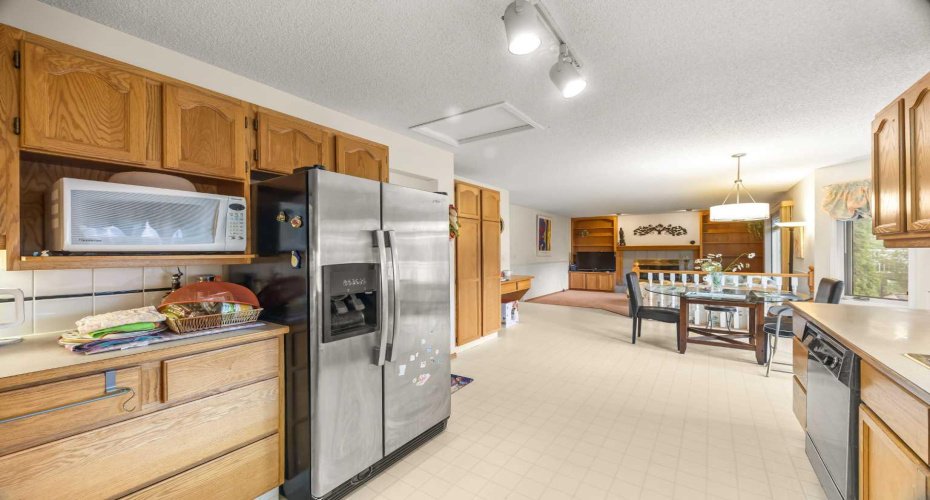 107 Hampshire Close, Calgary, Alberta T3A 4X9, 5 Bedroom Bedrooms, 0 ,4 BathroomBathrooms,Residential,For Sale,Hampshire,0,A2327029