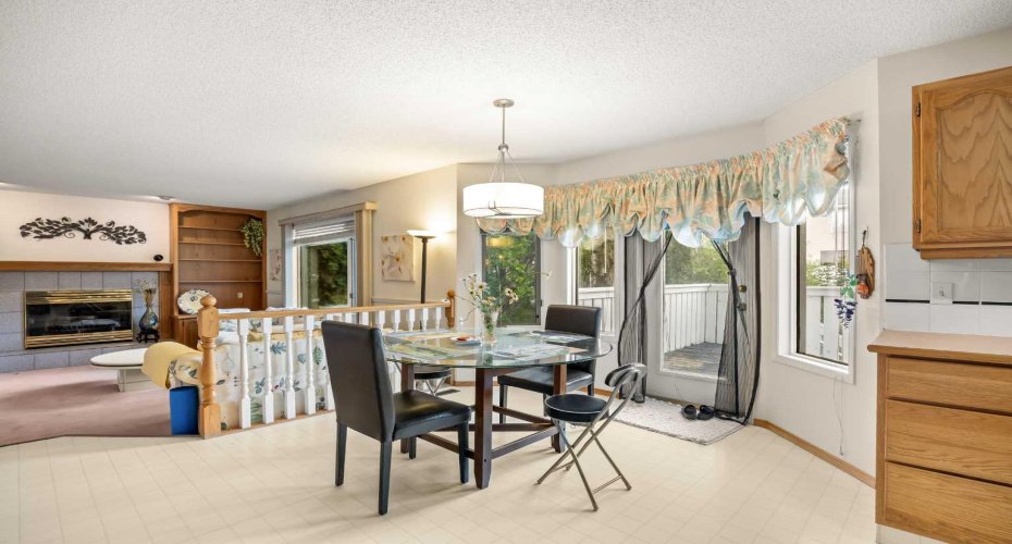 107 Hampshire Close, Calgary, Alberta T3A 4X9, 5 Bedroom Bedrooms, 0 ,4 BathroomBathrooms,Residential,For Sale,Hampshire,0,A2327029