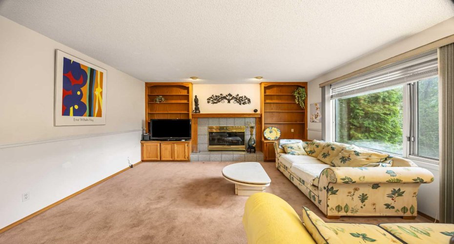 107 Hampshire Close, Calgary, Alberta T3A 4X9, 5 Bedroom Bedrooms, 0 ,4 BathroomBathrooms,Residential,For Sale,Hampshire,0,A2327029