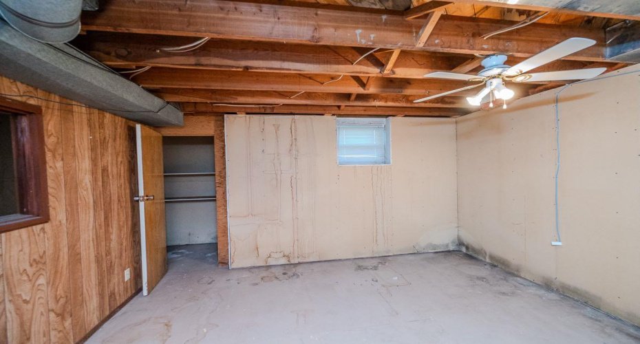 4241 41 Avenue, Red Deer, Alberta T4N 2Y1, 2 Bedroom Bedrooms, 0 ,1 BathroomBathrooms,Residential,For Sale,41,0,A2327043