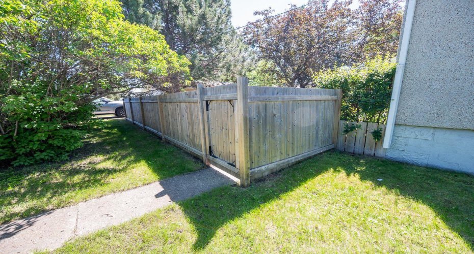 4241 41 Avenue, Red Deer, Alberta T4N 2Y1, 2 Bedroom Bedrooms, 0 ,1 BathroomBathrooms,Residential,For Sale,41,0,A2327043